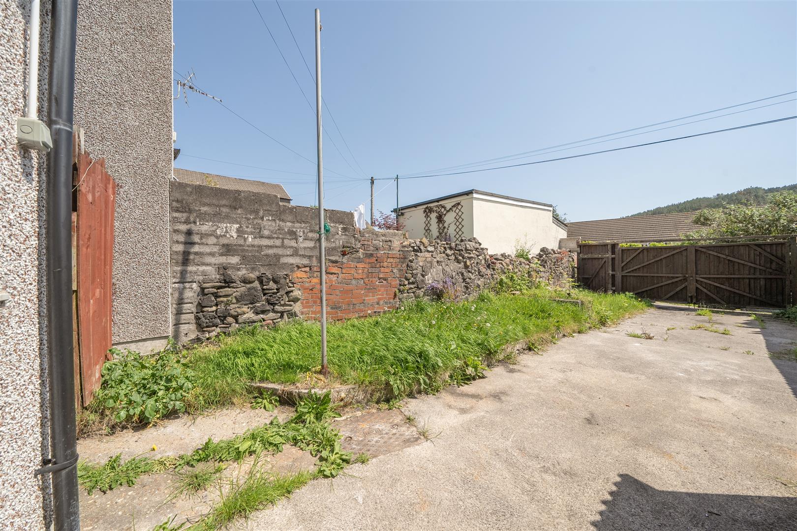 Neath Road, Hafod, Swansea, SA1 2HN